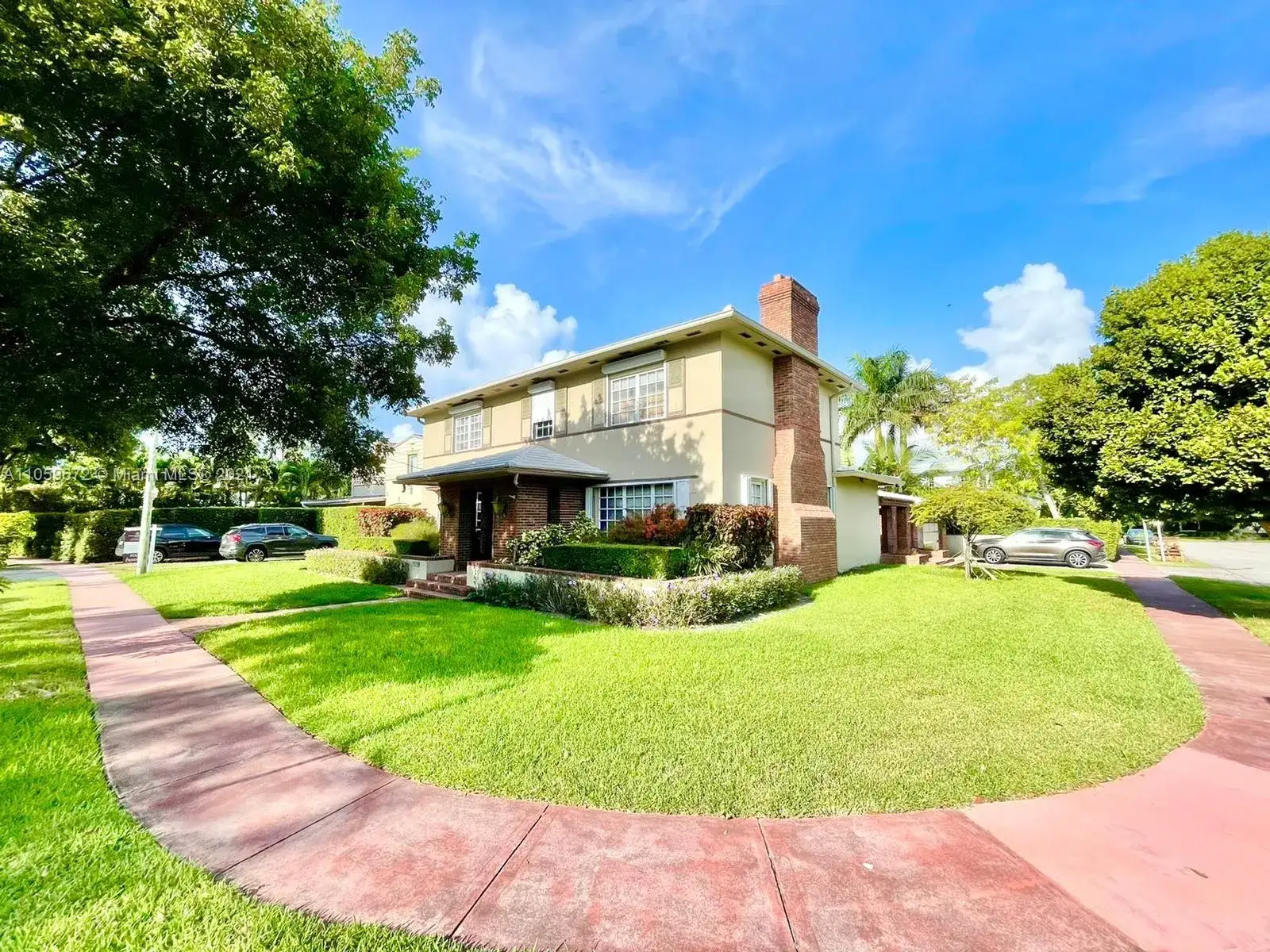 5 bedroom 4 bath Residential for sale at 4270 N Michigan Ave, Miami Beach FL 33140