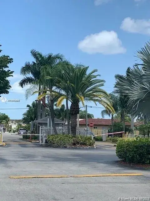 2 bedroom 2 bath Residential for sale at 840 Independence Dr # 840F, Homestead FL 33034