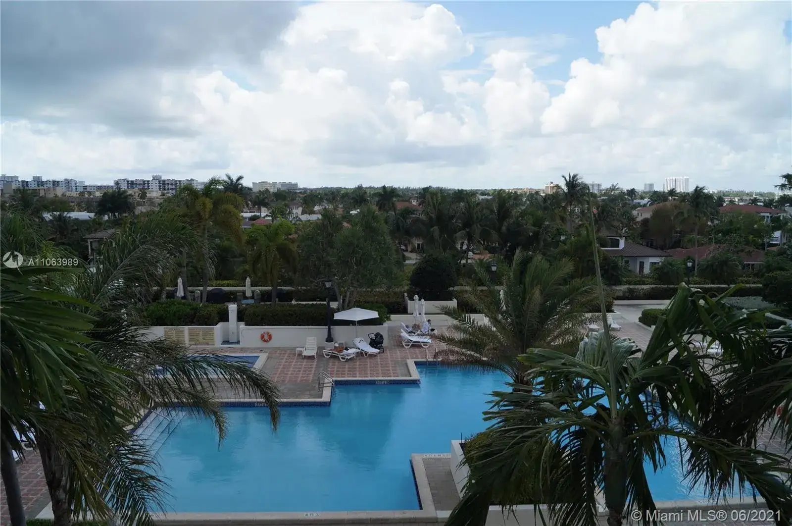 3 bedroom 3 bath Residential for sale at 1000 Island Blvd # 503, Aventura FL 33160