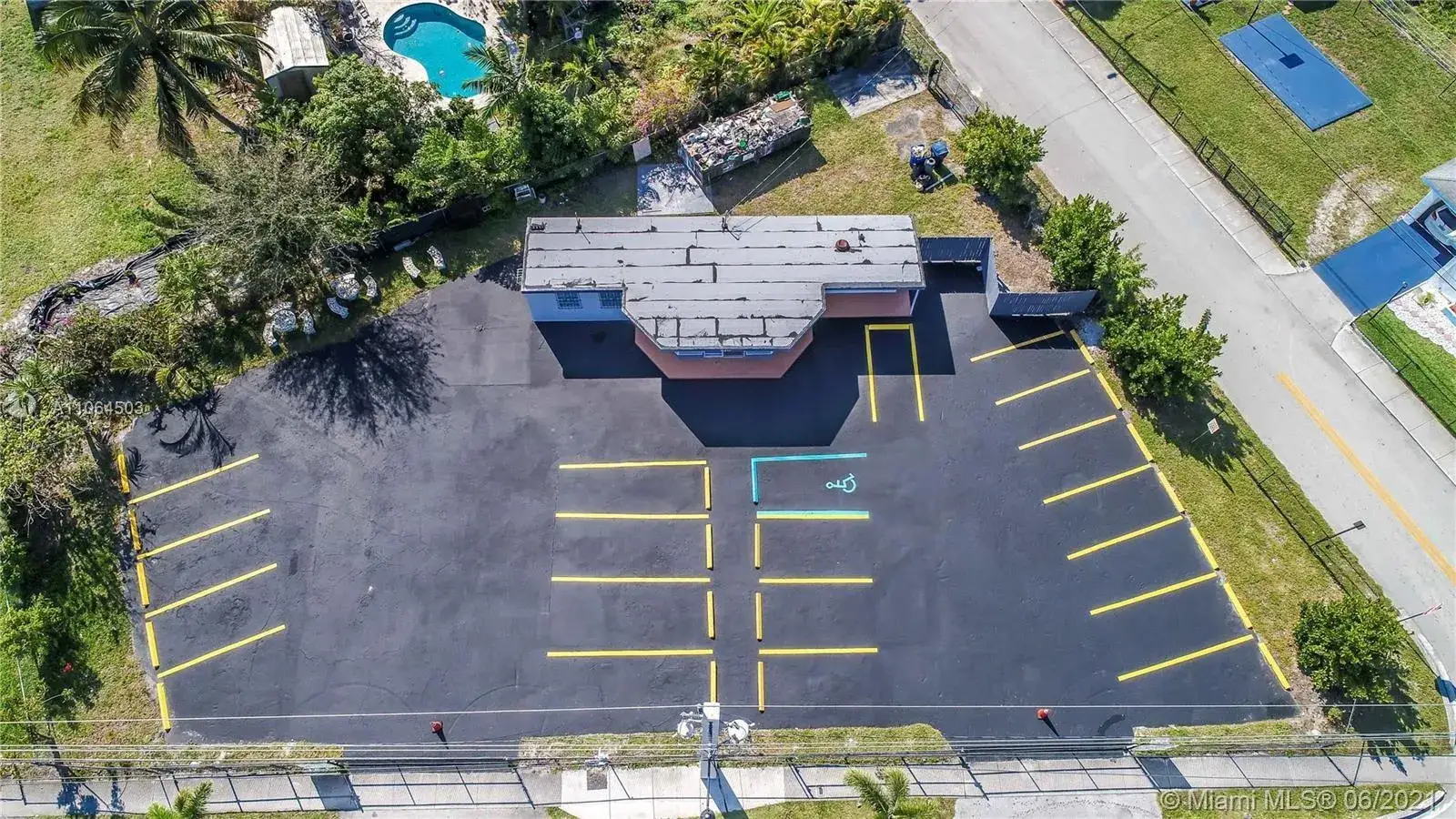 Commercial Land for sale at 820 Foster Rd, Hallandale Beach FL 33009
