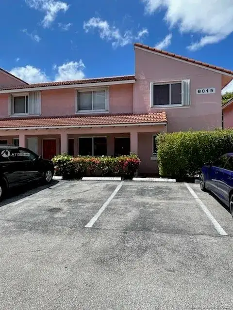 2 bedroom 2 bath Residential Lease for rent at 8015 Lake Dr # 201, Doral FL 33166