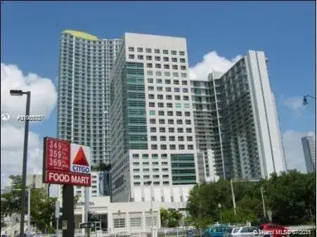 1 bath Residential for sale at 185 SW 7th St # 3800, Miami FL 33130