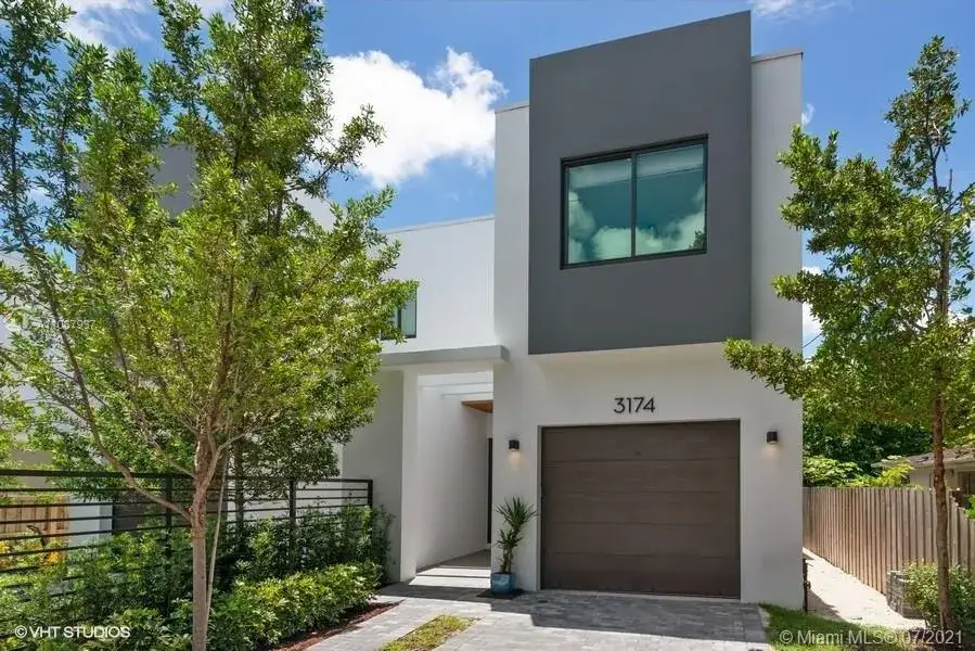 3 bedroom 4 bath Residential for sale at 3174 Elizabeth St, Miami FL 33133