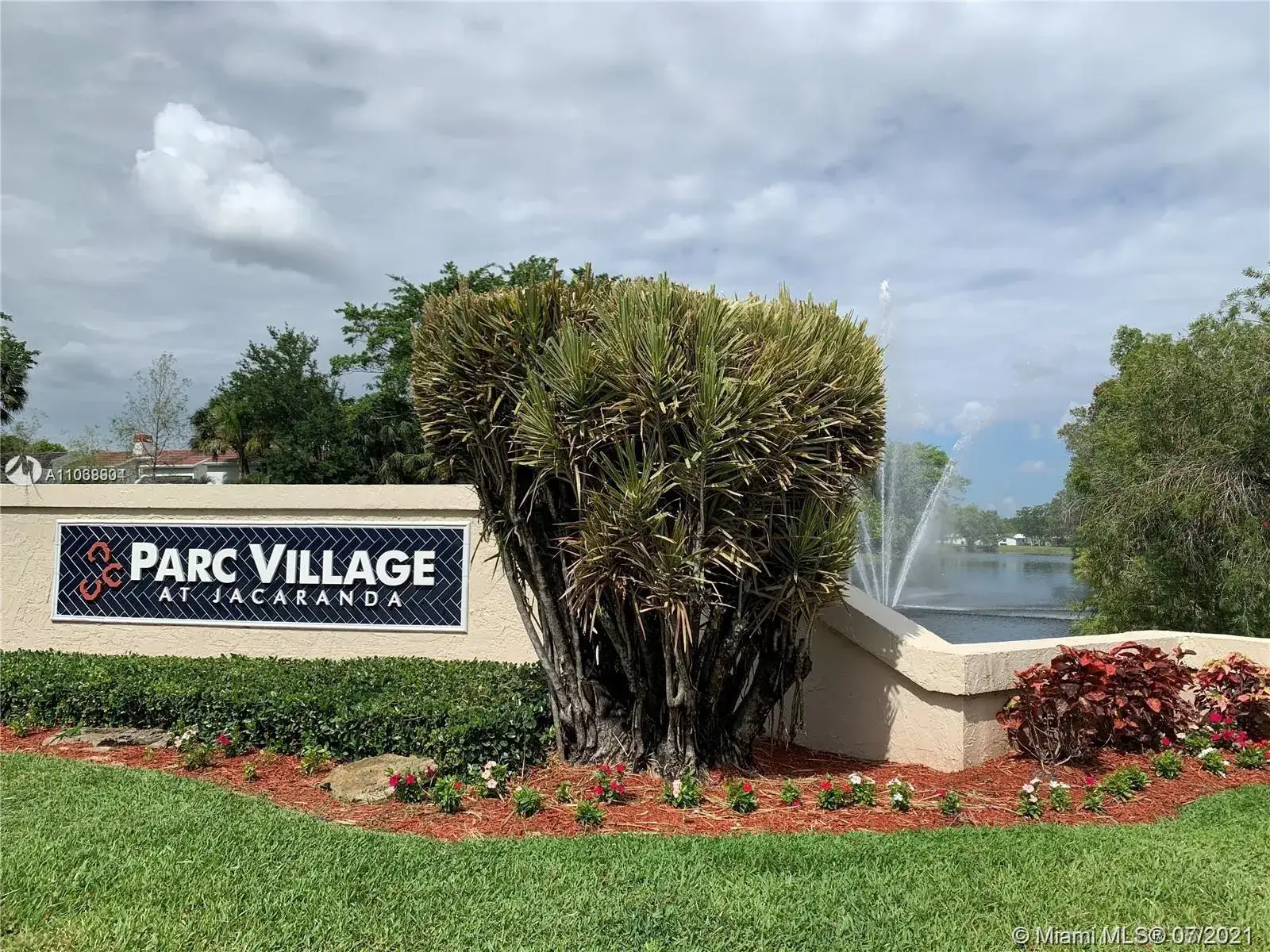 2 bedroom 2 bath Residential Lease for rent at 1708 NW 81st Way, Plantation FL 33322