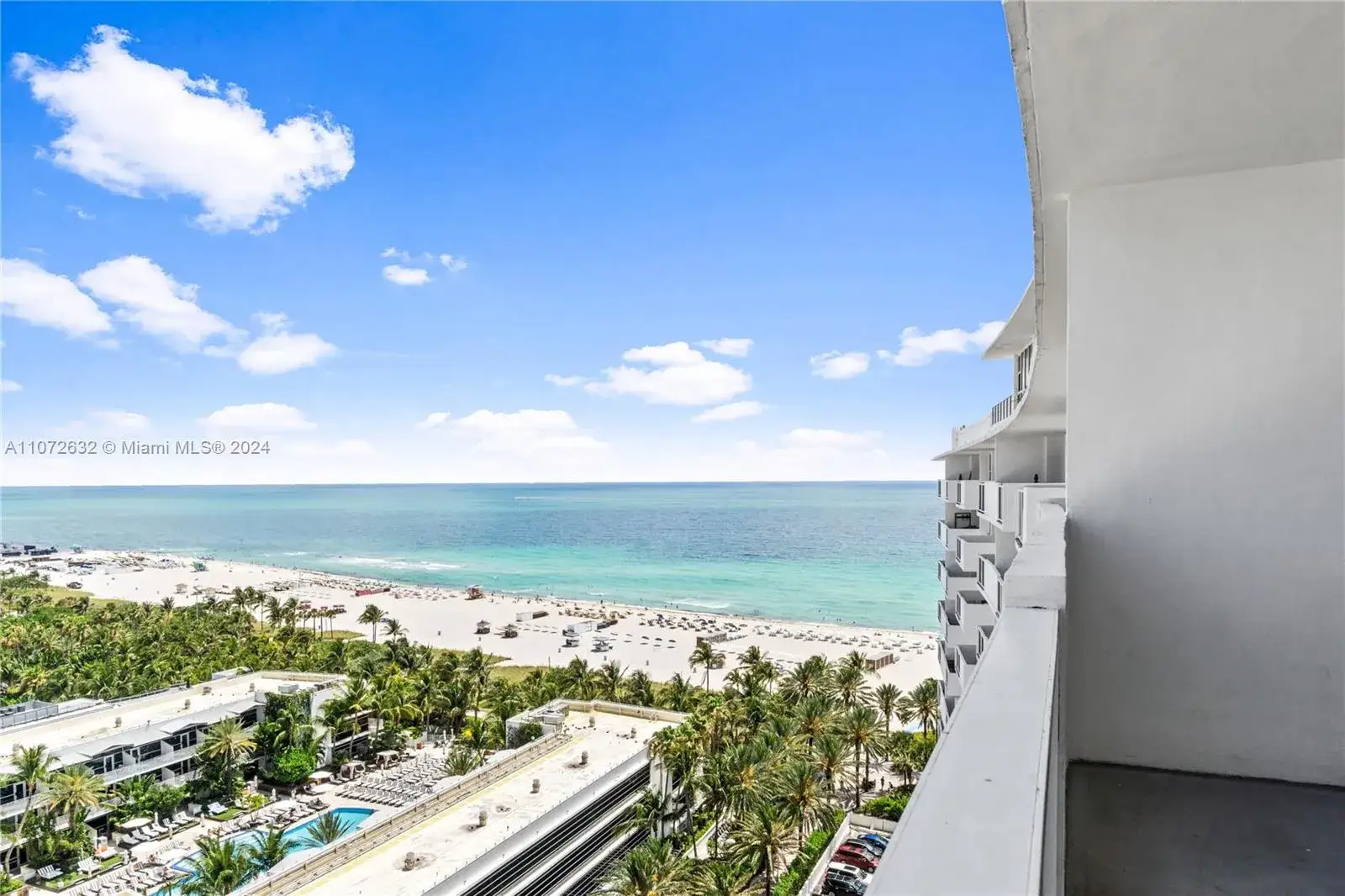 1 bedroom 1 bath Residential Lease for rent at 100 Lincoln Rd # 1627, Miami Beach FL 33139