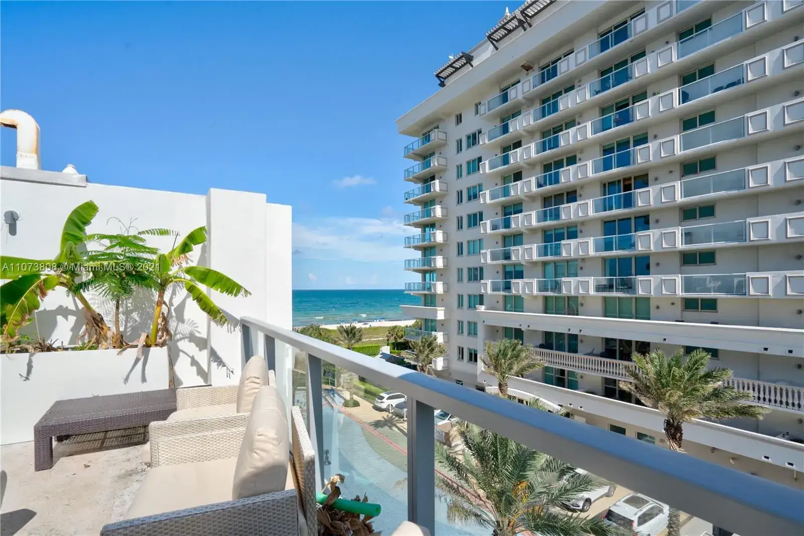 4 bedroom 5 bath Residential Lease for rent at 9501 Collins Ave # 3, Surfside FL 33154