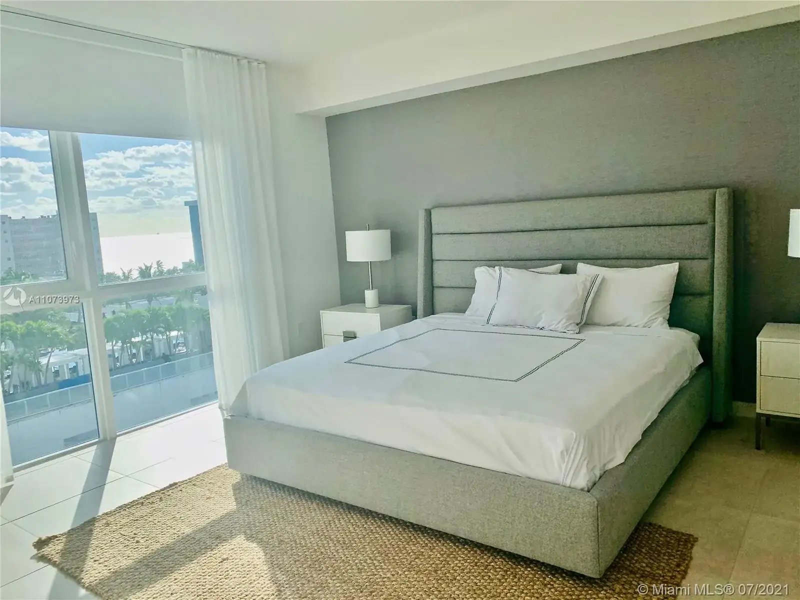 2 bedroom 2 bath Residential for sale at 401 N Birch Rd # 915, Fort Lauderdale FL 33304