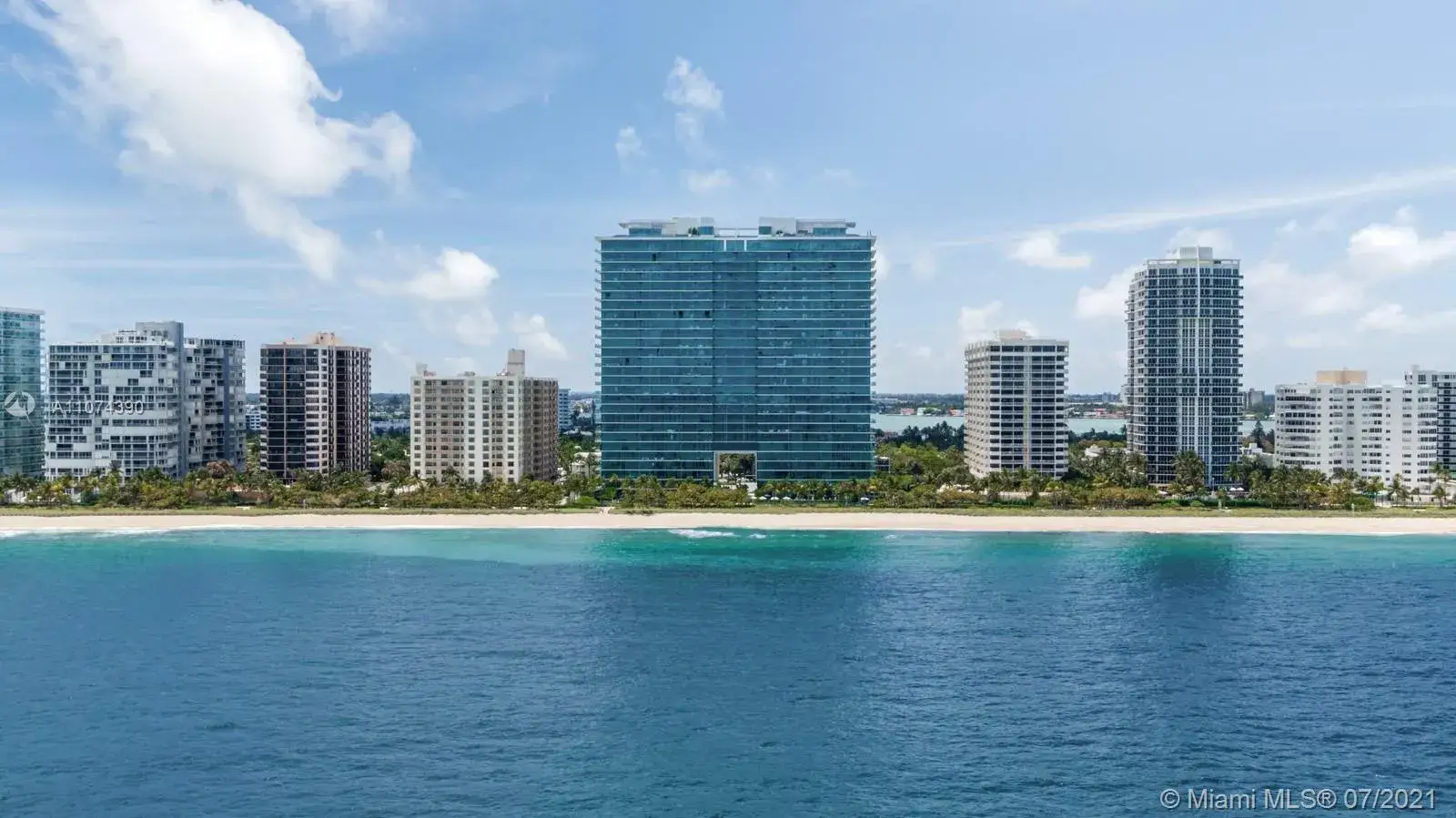 3 bedroom 4 bath Residential for sale at 10203 Collins Ave # 1403, Bal Harbour FL 33154