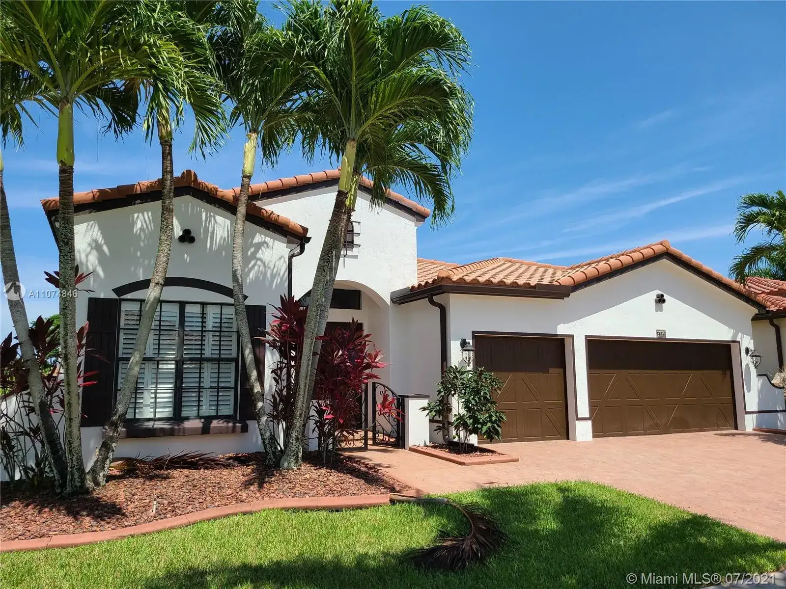 4 bedroom 3 bath Residential for sale at 3739 NW 88th Ter, Cooper City FL 33024