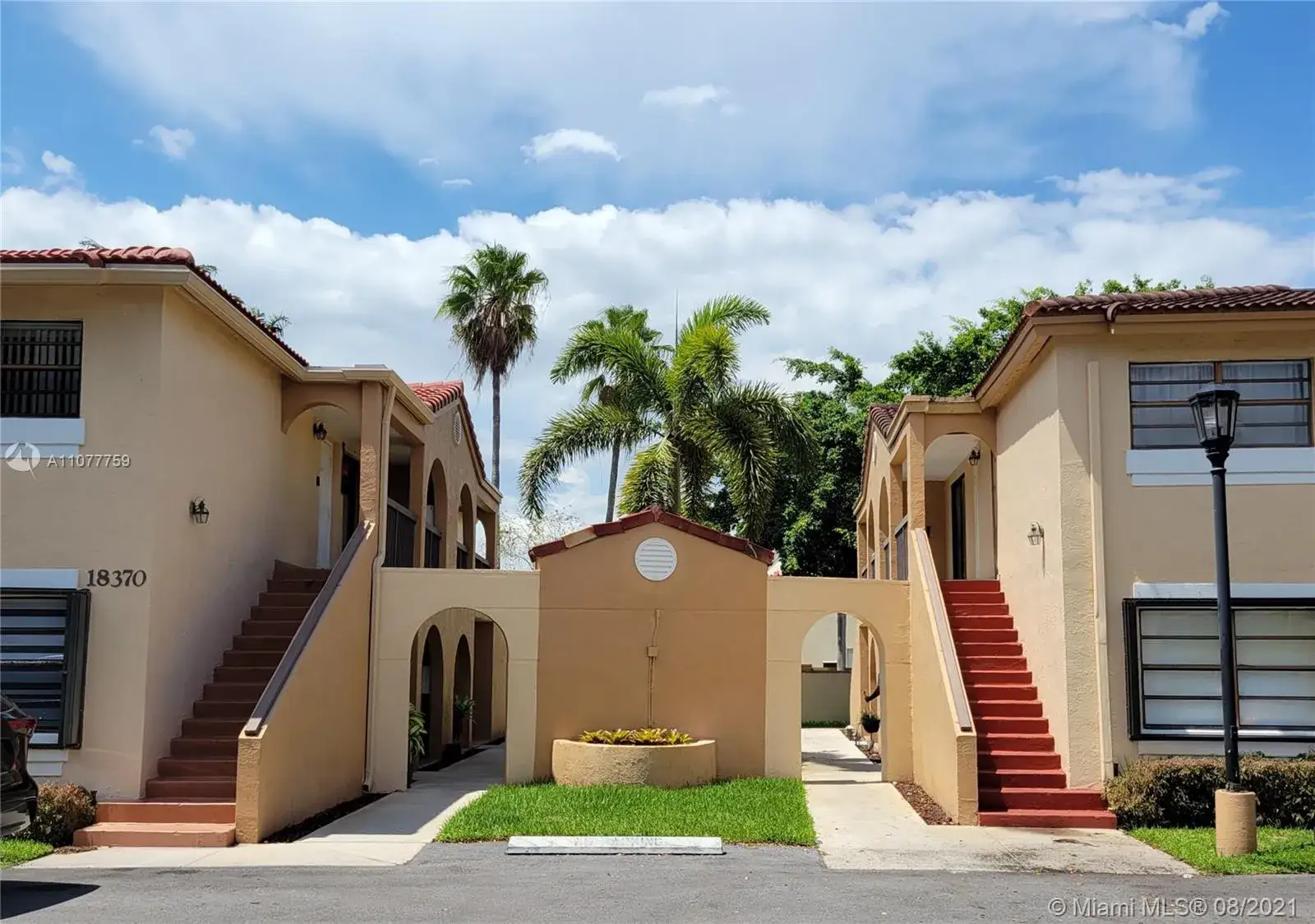 3 bedroom 2 bath Residential for sale at 18370 Mediterranean Blvd # 25, Hialeah FL 33015