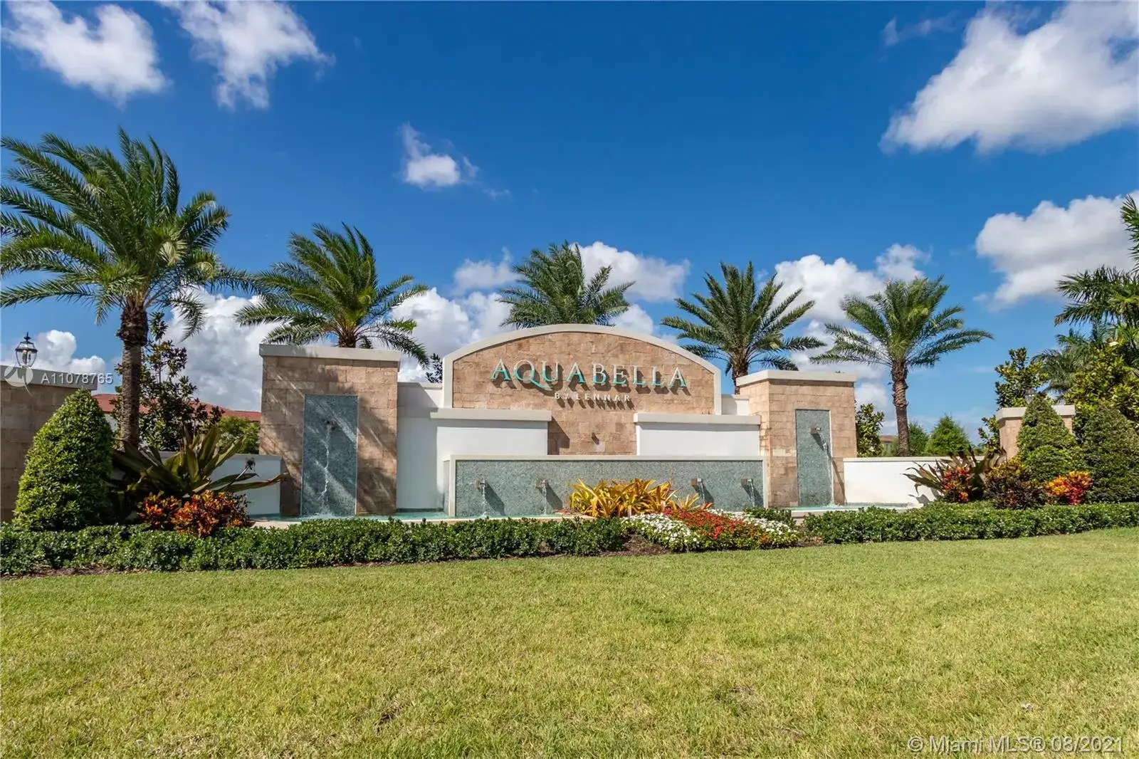 4 bedroom 3 bath Residential for sale at 3364 W 103 terrace, Hialeah FL 33018