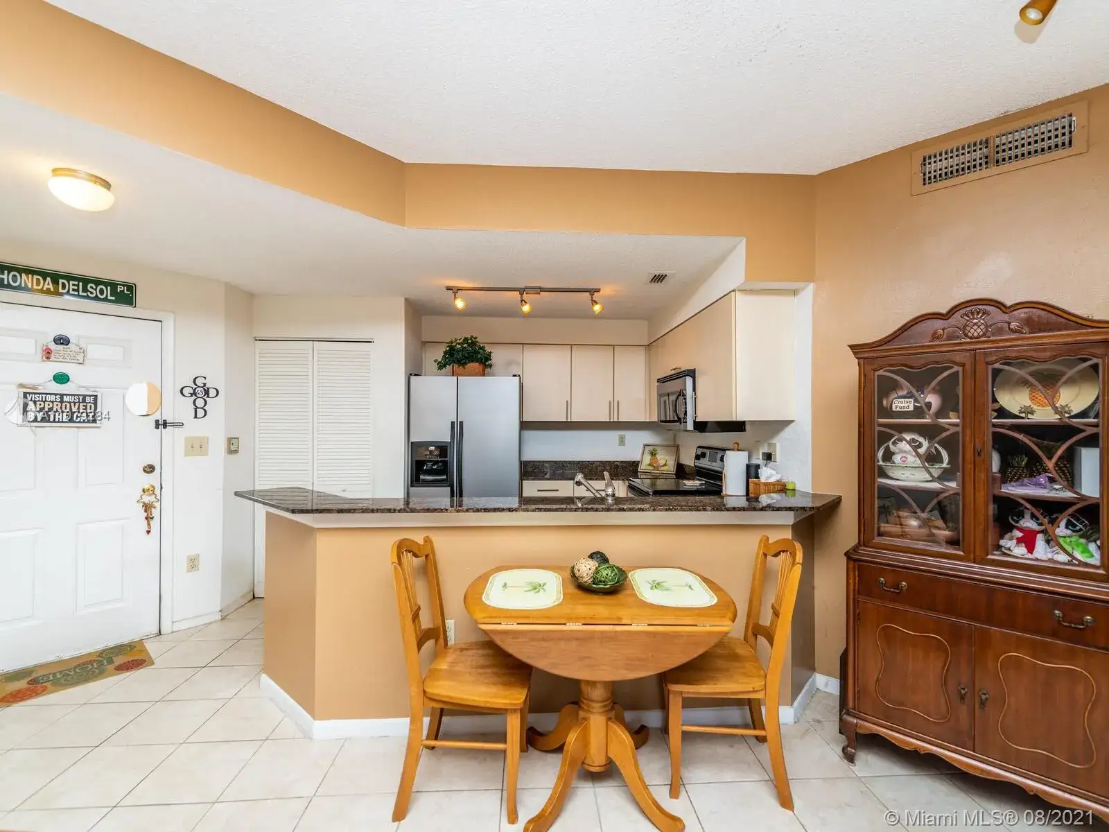 1 bedroom 1 bath Residential Lease for rent at 2445 SW 18th Ter # 920, Fort Lauderdale FL 33315