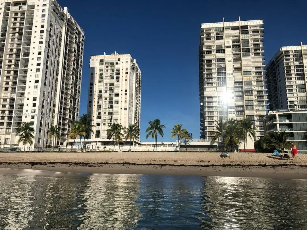 2 bedroom 2 bath Residential for sale at 2401 S Ocean Dr # 304, Hollywood FL 33019