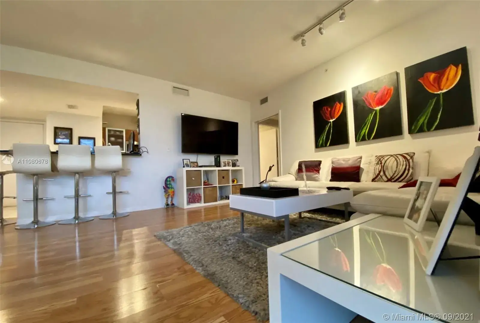 3 bedroom 2 bath Residential for sale at 2775 NE 187th St # 314, Aventura FL 33180