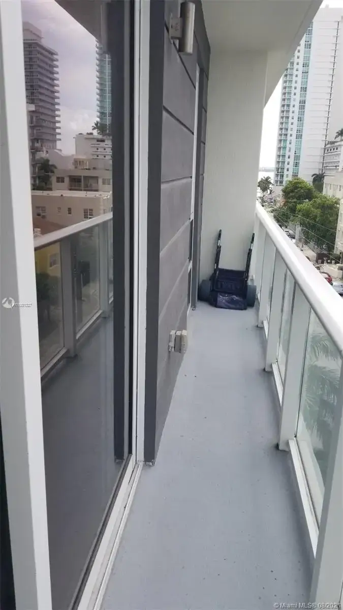 1 bedroom 1 bath Residential for sale at 321 NE 26th St # 511, Miami FL 33137