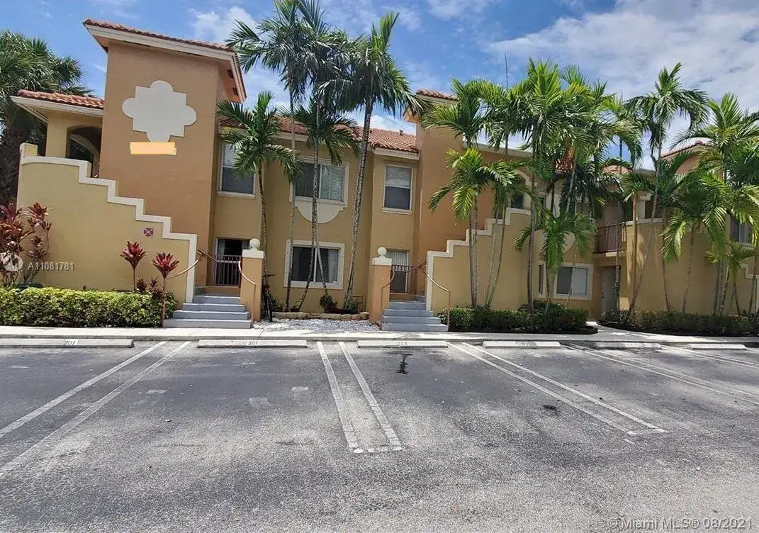 3 bedroom 2 bath Residential Lease for rent at 7830 NW 6th St # 201, Pembroke Pines FL 33024