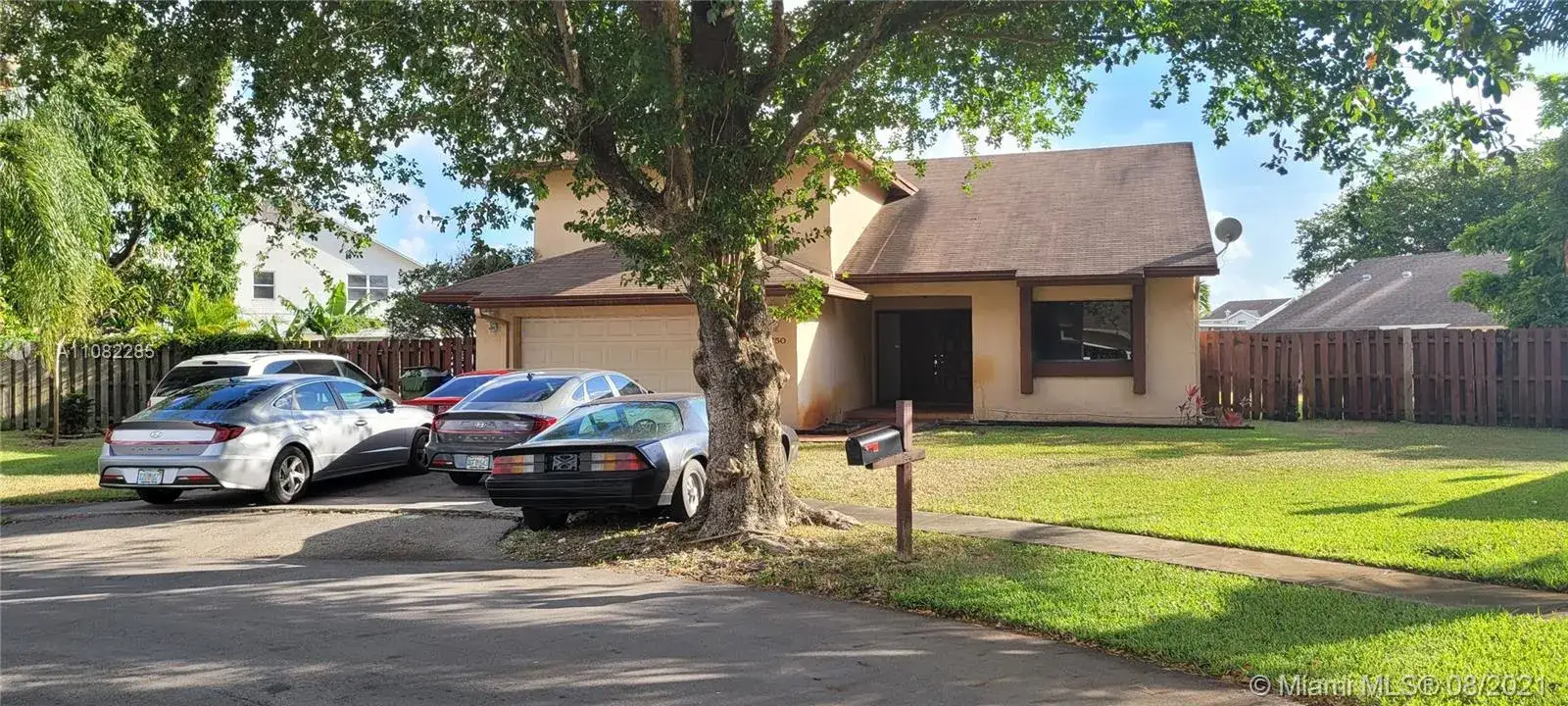 6 bedroom 4 bath Residential for sale at 750 SW 98th Ave, Pembroke Pines FL 33025