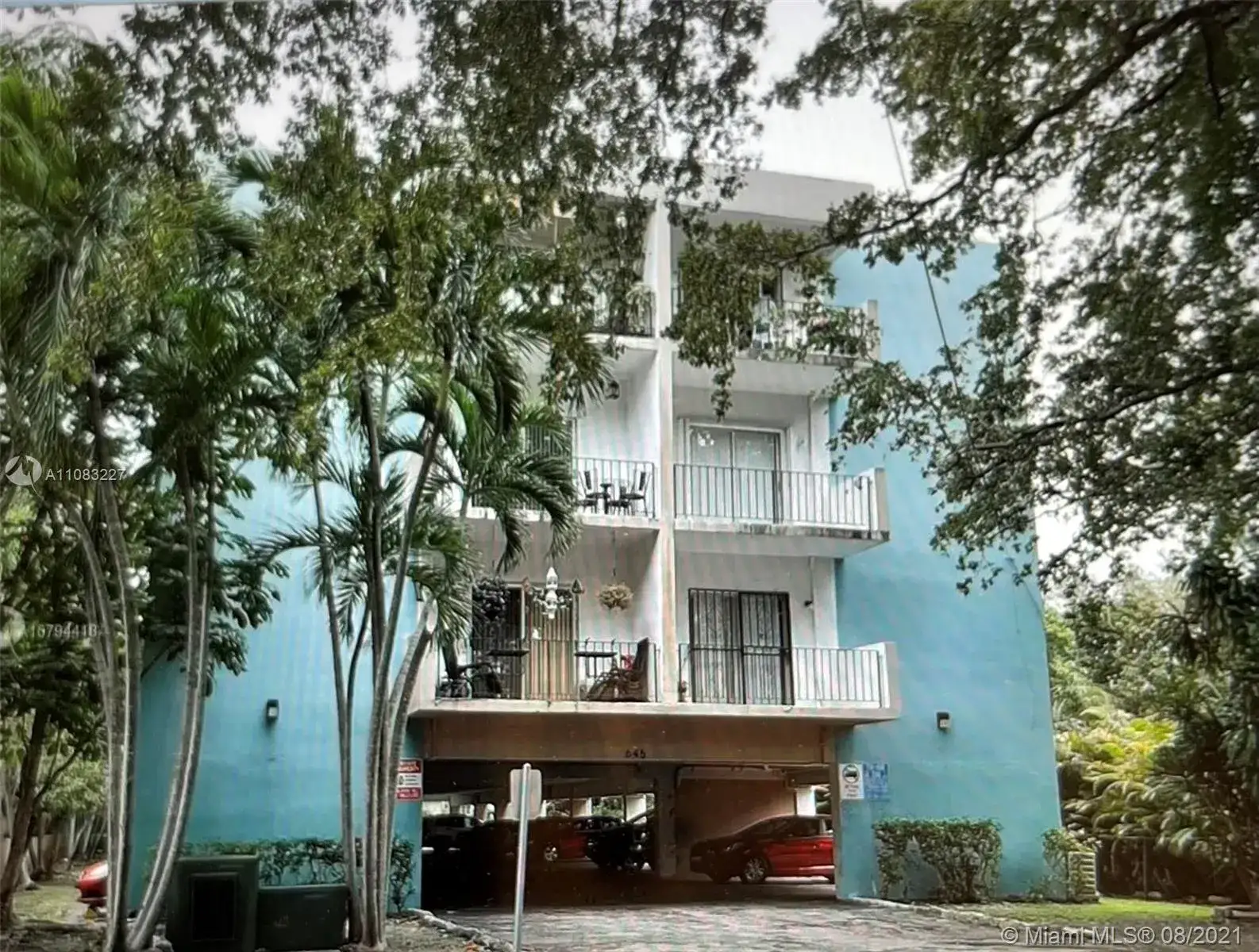 1 bedroom 1 bath Residential for sale at 645 NE 121st St # 302, North Miami FL 33161