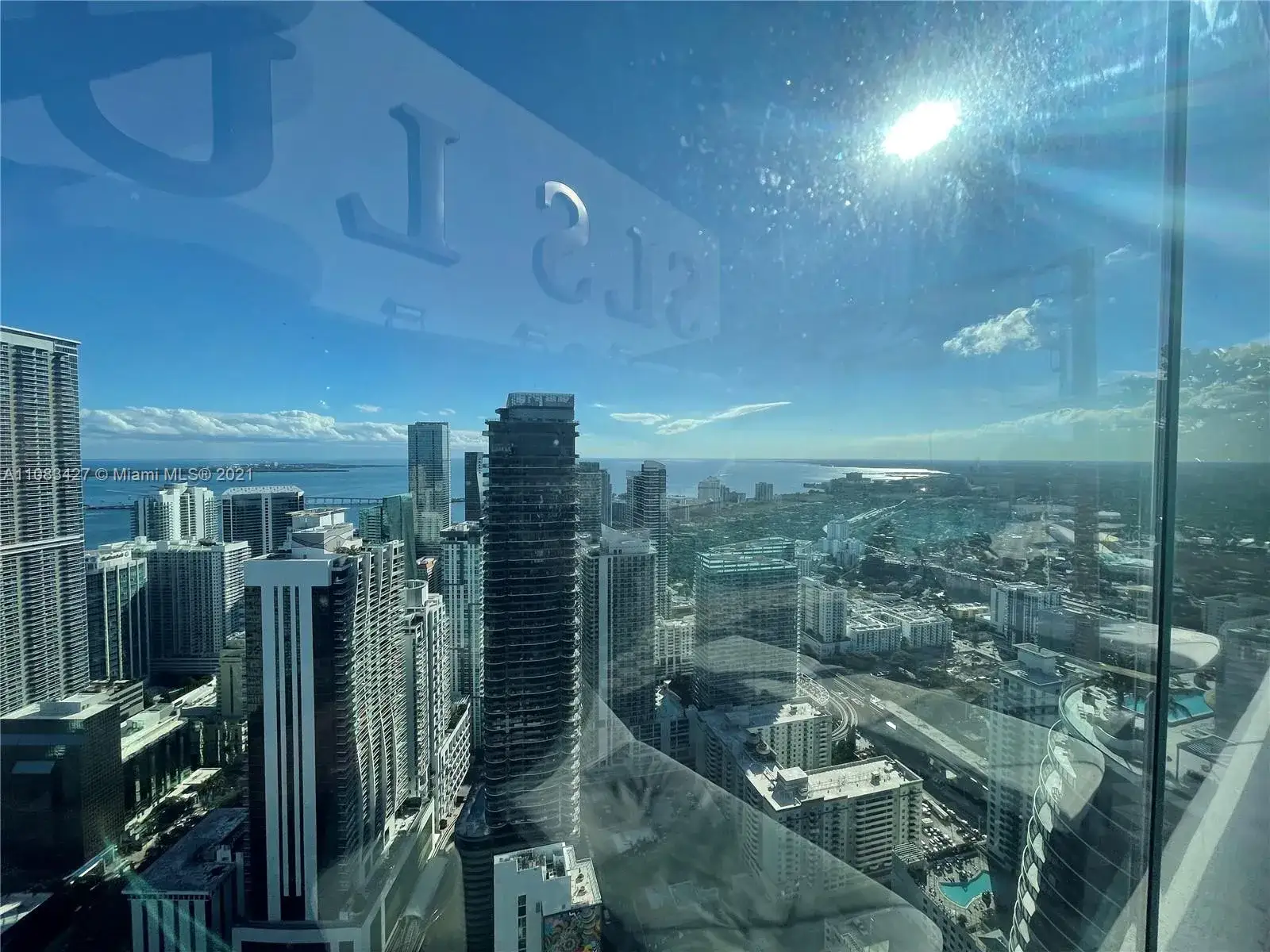 2 bedroom 2 bath Residential for sale at 801 S Miami Ave # 1410, Miami FL 33130
