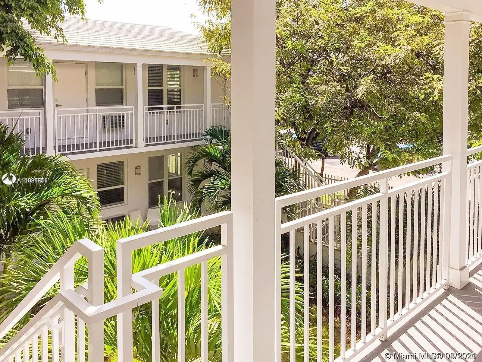 1 bedroom 1 bath Residential Lease for rent at 1419 West Ave # 201, Miami Beach FL 33139