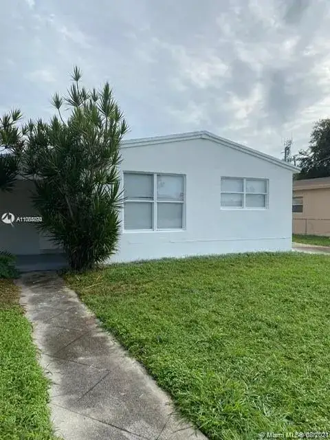 3 bedroom 1 bath Residential for sale at 4621 SW 19th St, West Park FL 33023