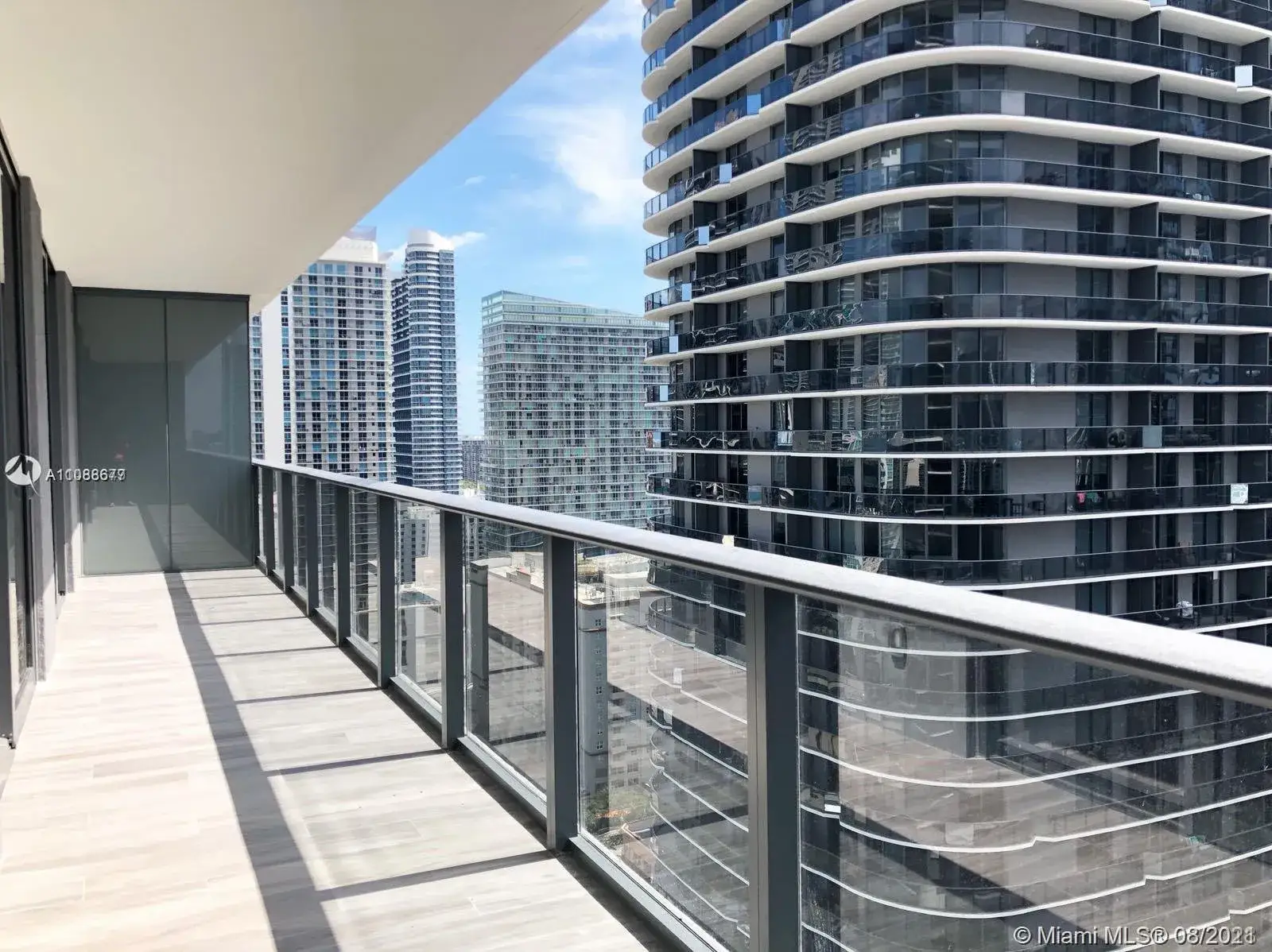 2 bedroom 2 bath Residential for sale at 801 S Miami Ave # 2510, Miami FL 33130