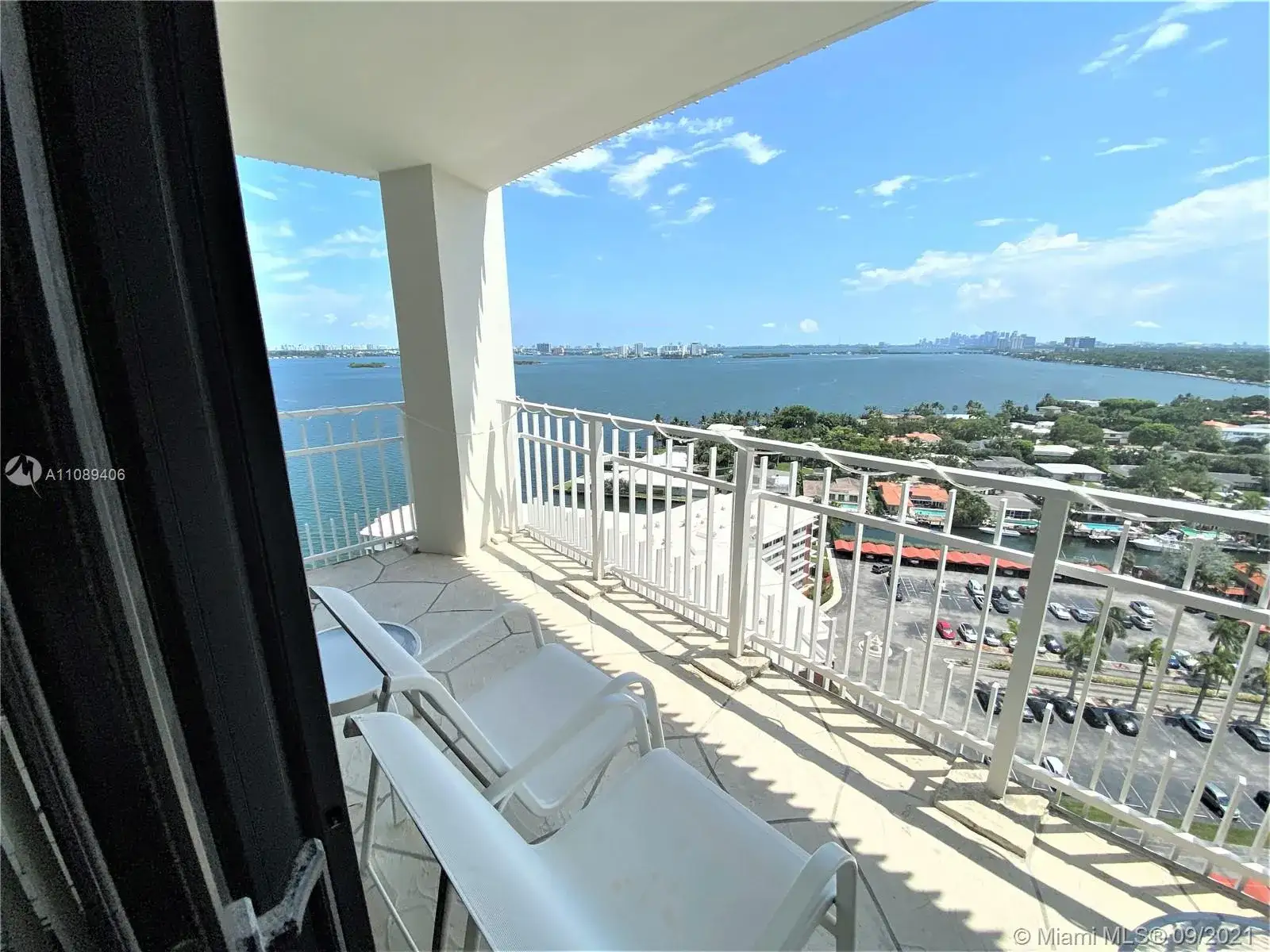 2 bedroom 2 bath Residential Lease for rent at 4000 Towerside Ter # 1910, Miami FL 33138