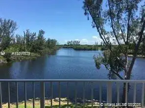 2 bedroom 2 bath Residential for sale at 8240 SW 210th St # 220, Cutler Bay FL 33189