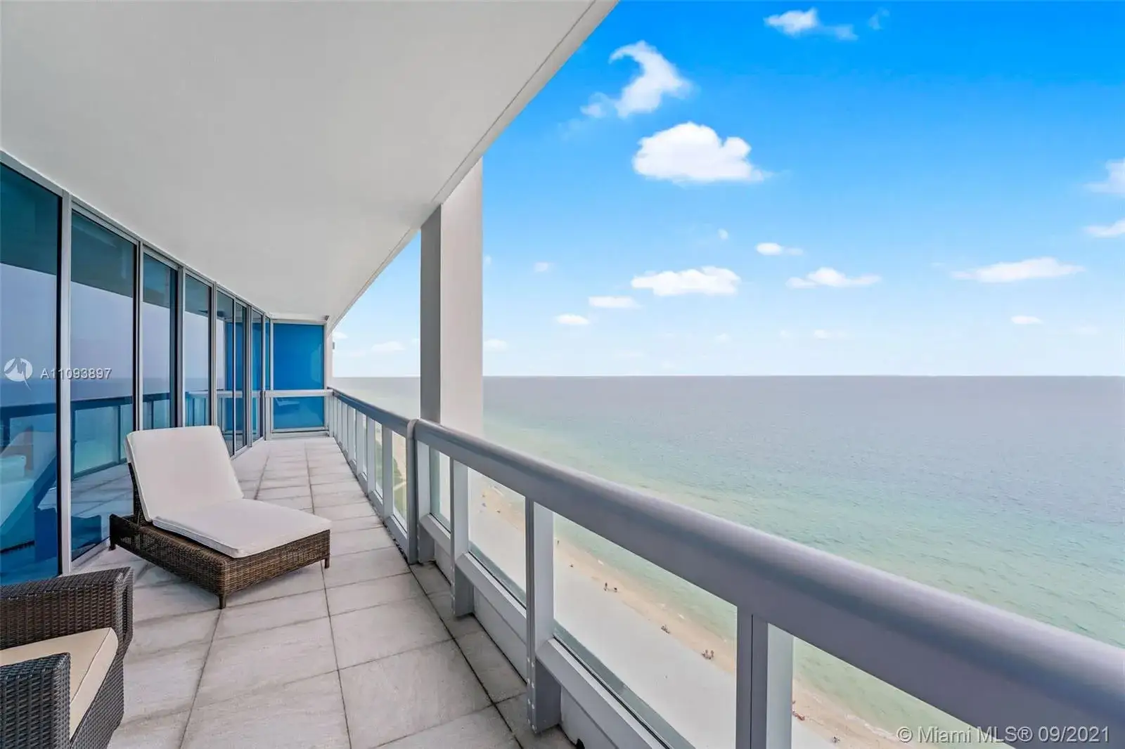 4 bedroom 5 bath Residential Lease for rent at 6899 Collins Ave # 2006, Miami Beach FL 33141