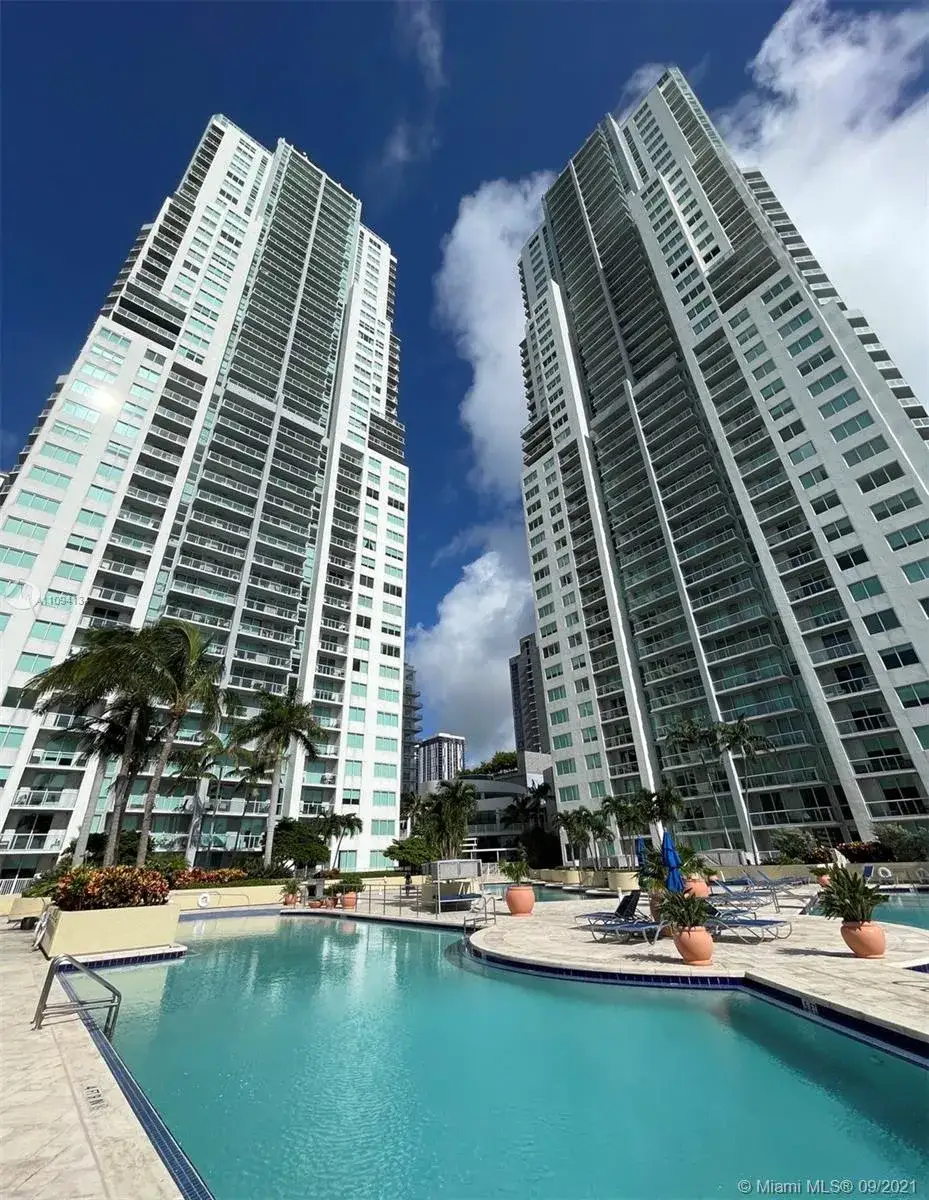 1 bedroom 1 bath Residential Lease for rent at 244 Biscayne Blvd # 1505, Miami FL 33132