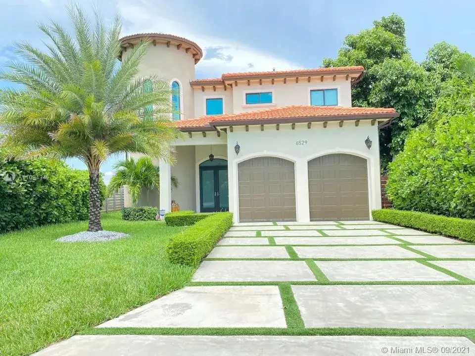5 bedroom 3 bath Residential for sale at 6529 SW 30th St, Miami FL 33155