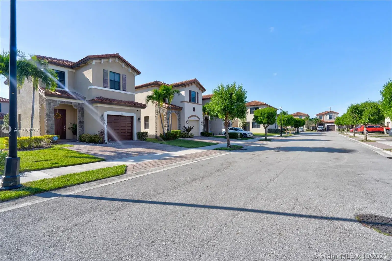 3 bedroom 2 bath Residential for sale at 146 NE 37th Pl, Homestead FL 33033