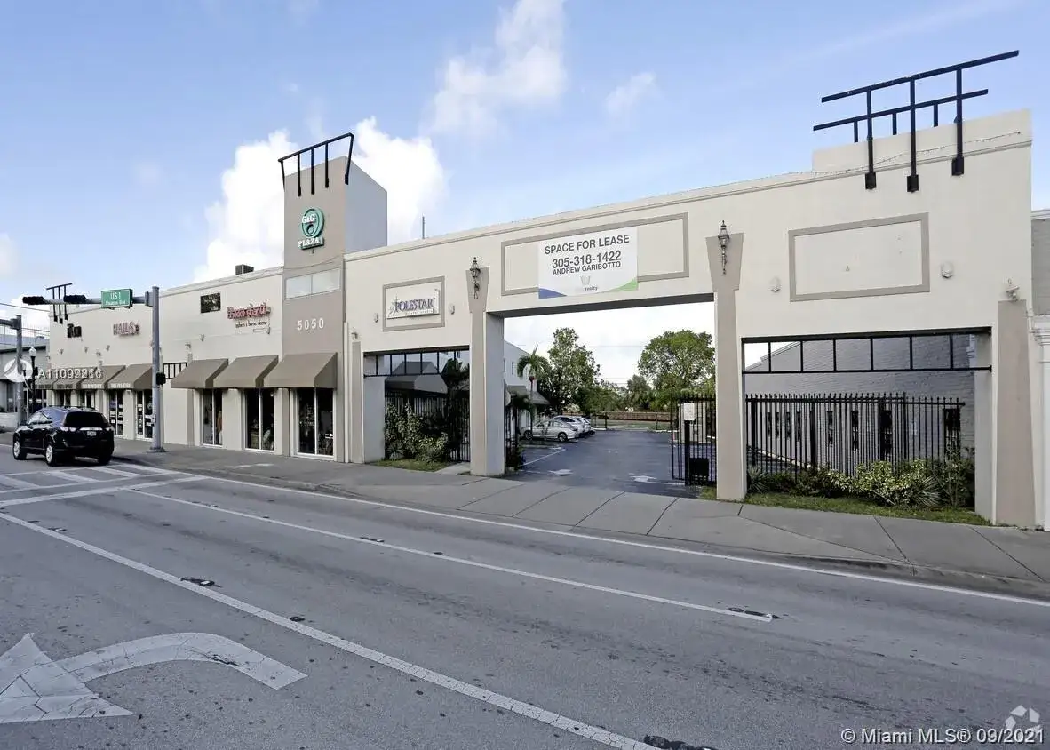 Commercial Sale for sale at 5050 Biscayne Blvd # 203, Miami FL 33137