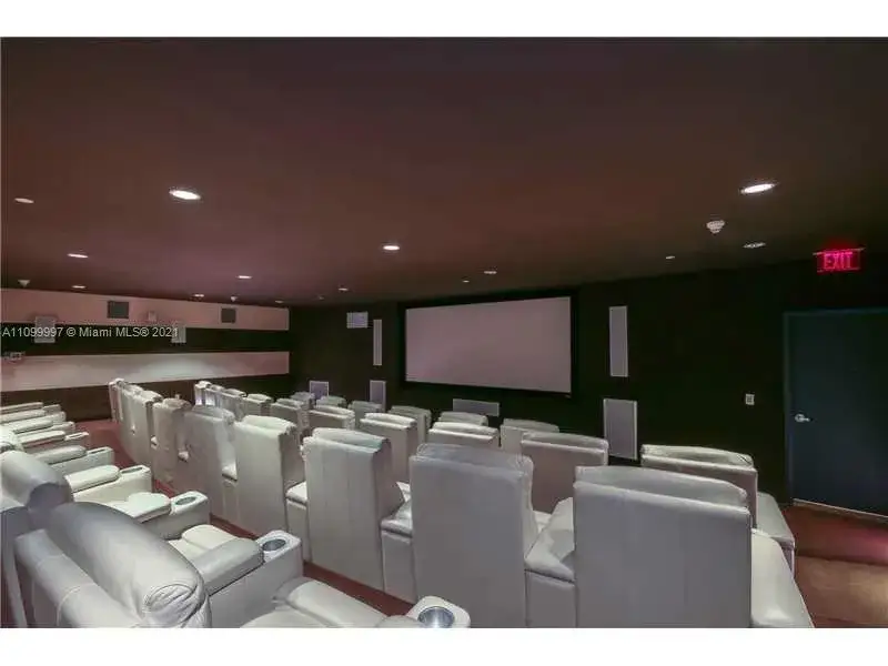 2 bedroom 3 bath Residential Lease for rent at 900 Biscayne Blvd # 4002, Miami FL 33132