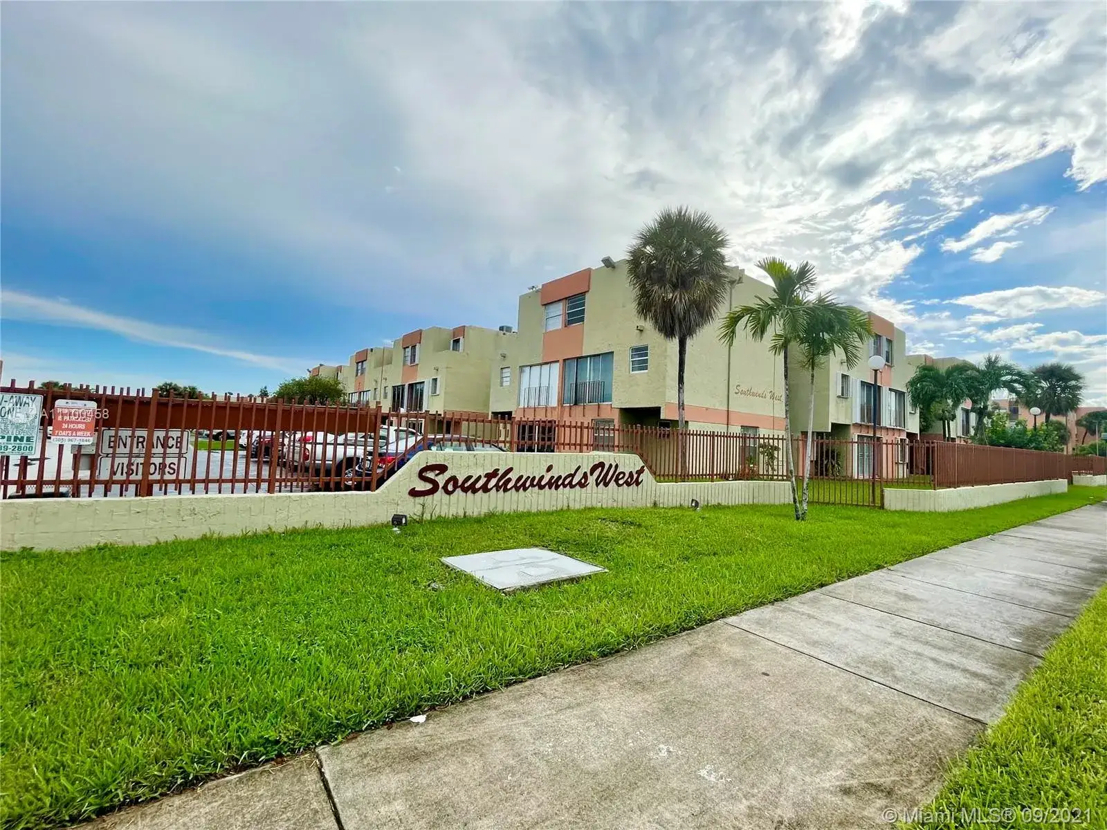 2 bedroom 1 bath Residential Lease for rent at 9321 SW 4th St # 230C, Miami FL 33174