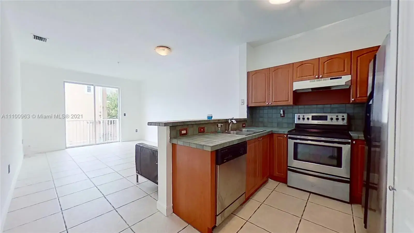 2 bedroom 2 bath Residential Lease for rent at 7250 NW 177th St # 16, Hialeah FL 33015