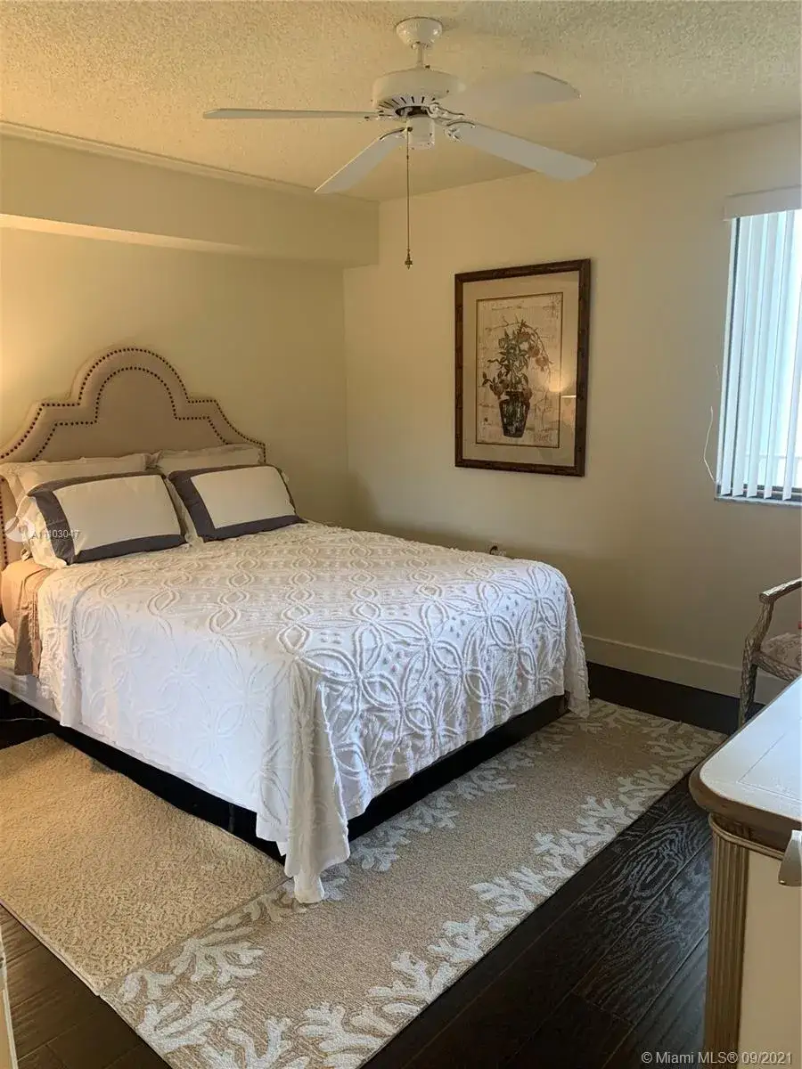 2 bedroom 2 bath Residential for sale at 6193 Balboa Cir # 204, Boca Raton FL 33433