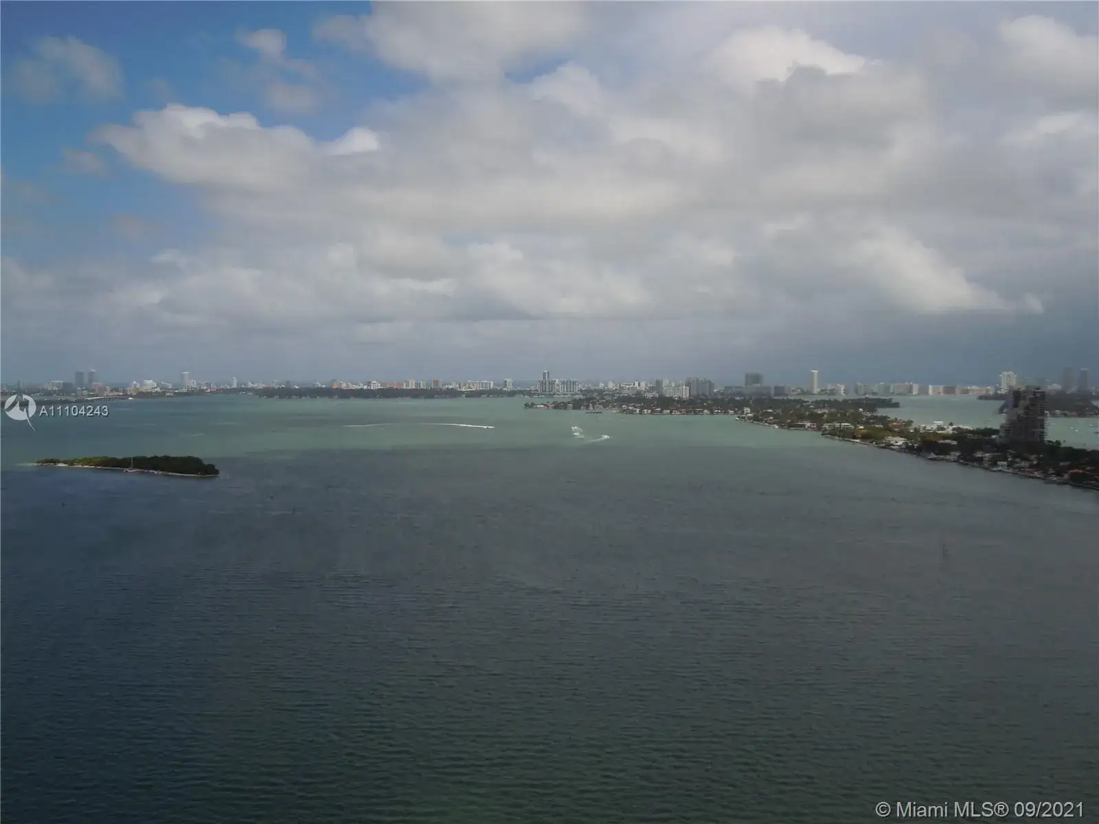 2 bedroom 2 bath Residential for sale at 1900 N Bayshore Dr # 2902, Miami FL 33132