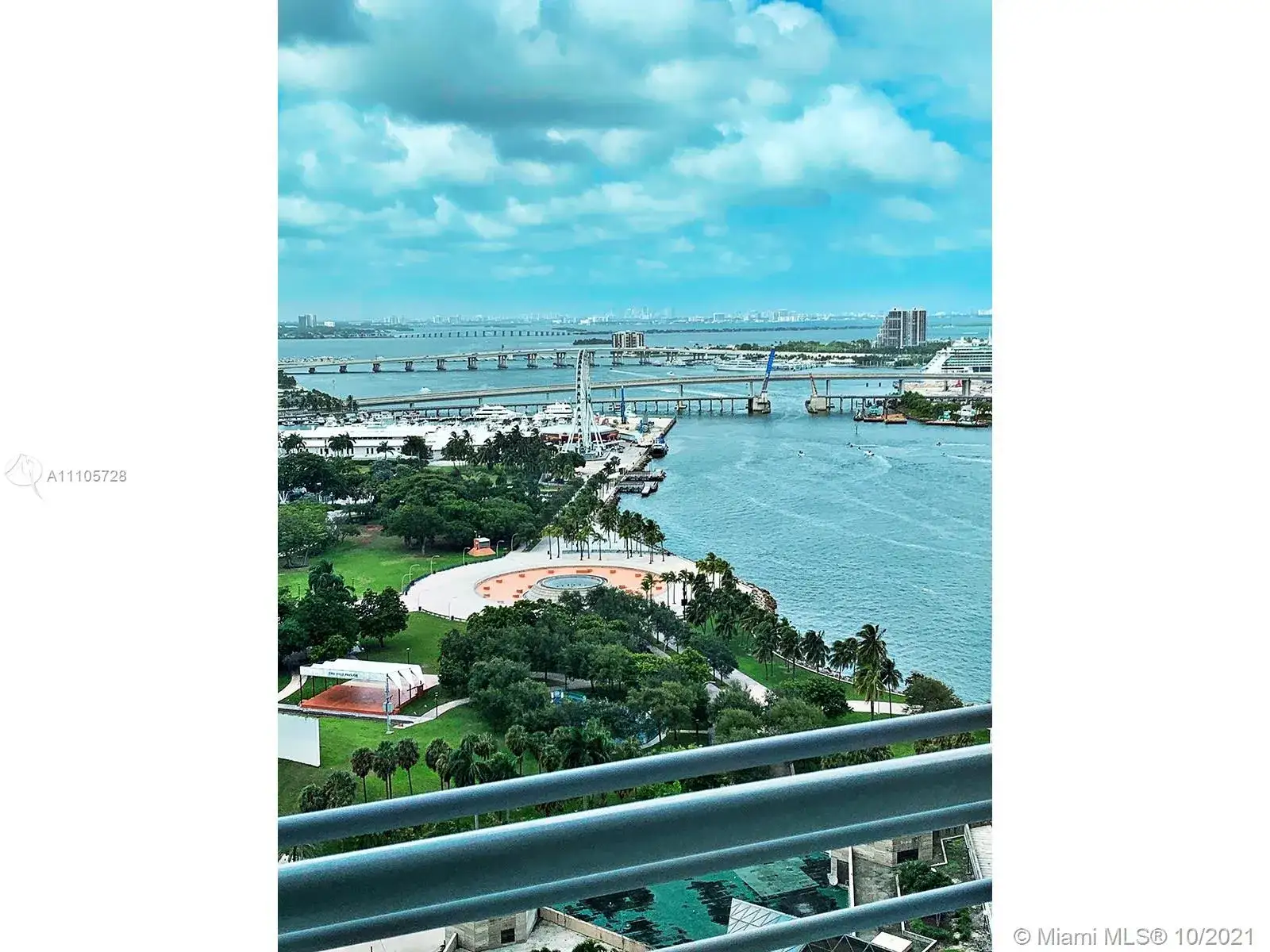 1 bedroom 1 bath Residential Lease for rent at 325 S Biscayne Blvd # 2616, Miami FL 33131