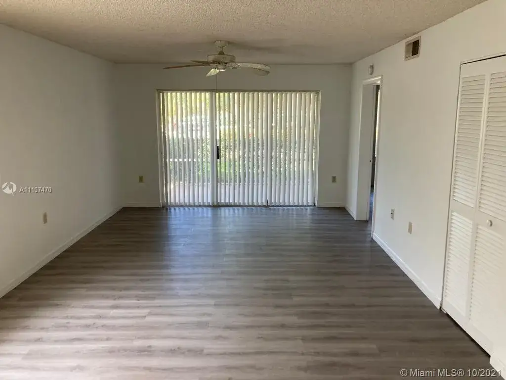 2 bedroom 2 bath Residential Lease for rent at 22101 Glenmoor Dr # 0, West Palm Beach FL 33409