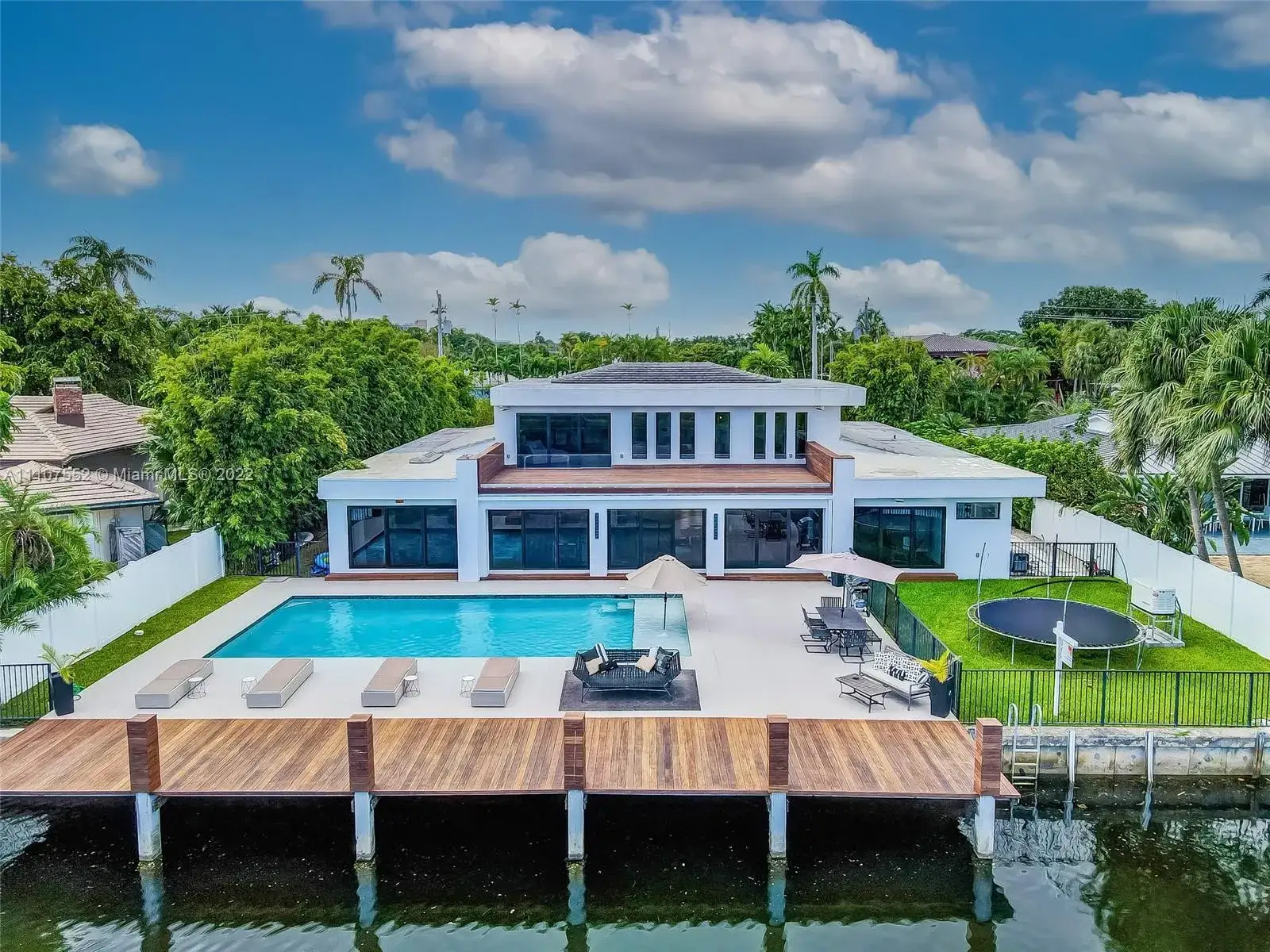 6 bedroom 7 bath Residential for sale at 1601 Diplomat Pkwy, Hollywood FL 33019