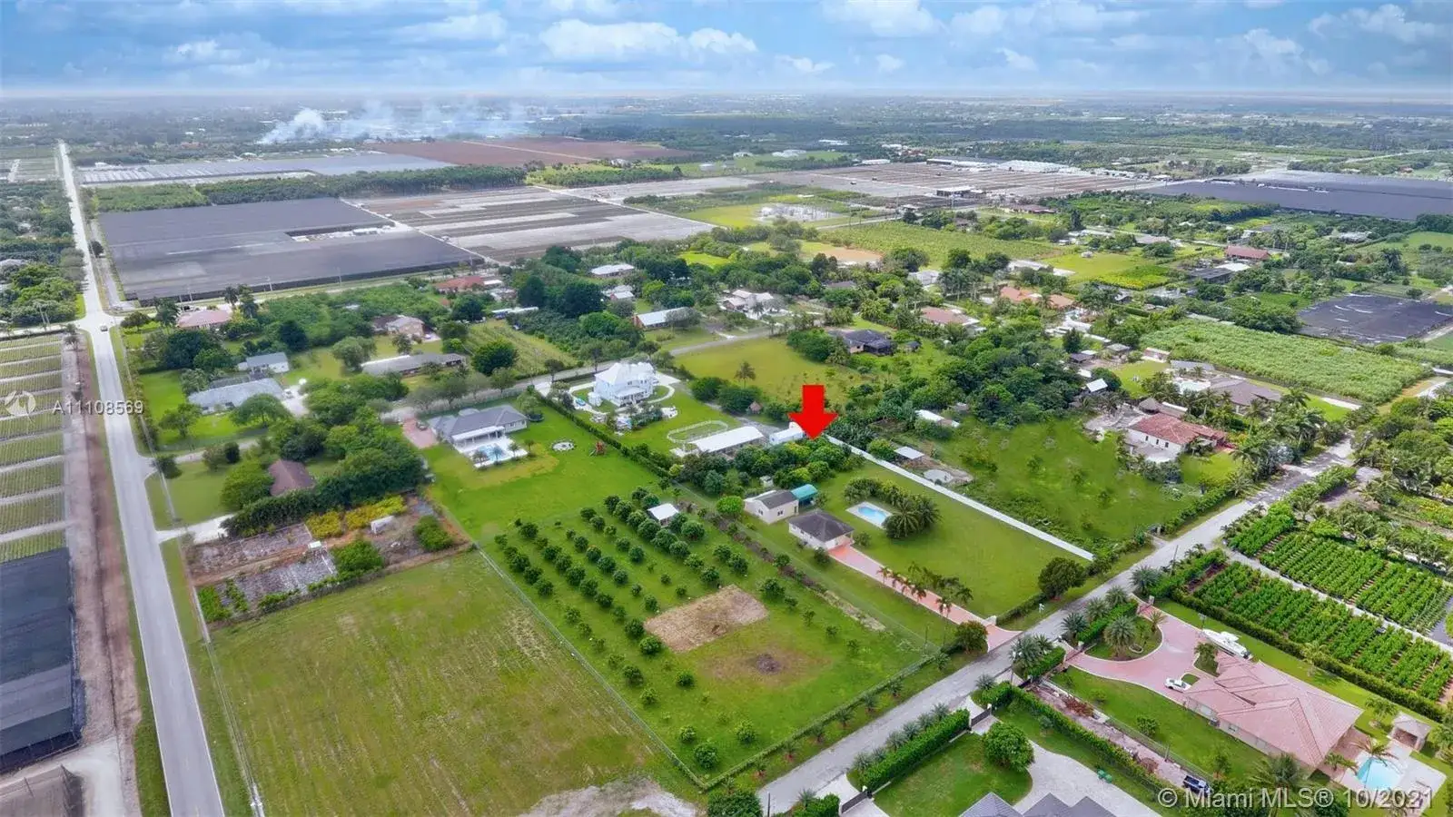 2 bedroom 1 bath Residential for sale at 19470 SW 212th St, Miami FL 33187