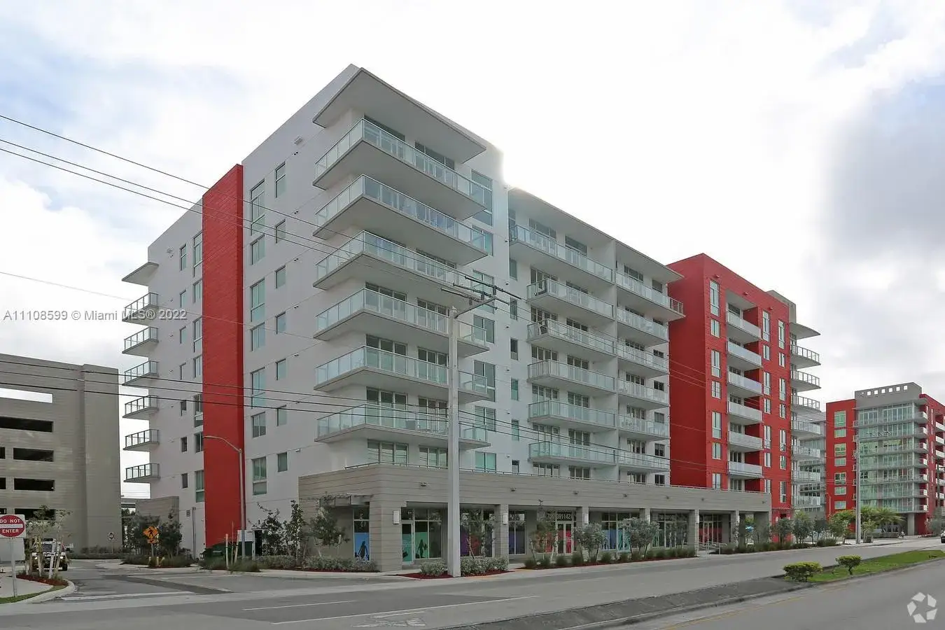 3 bedroom 3 bath Residential for sale at 7661 NW 107th Ave # 407, Doral FL 33178