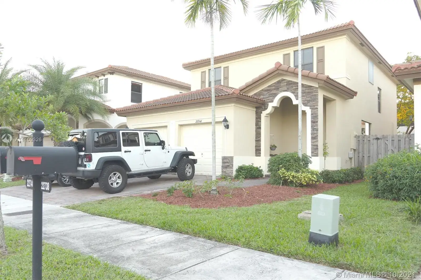 4 bedroom 2 bath Residential for sale at 22746 SW 92nd Pl, Cutler Bay FL 33190
