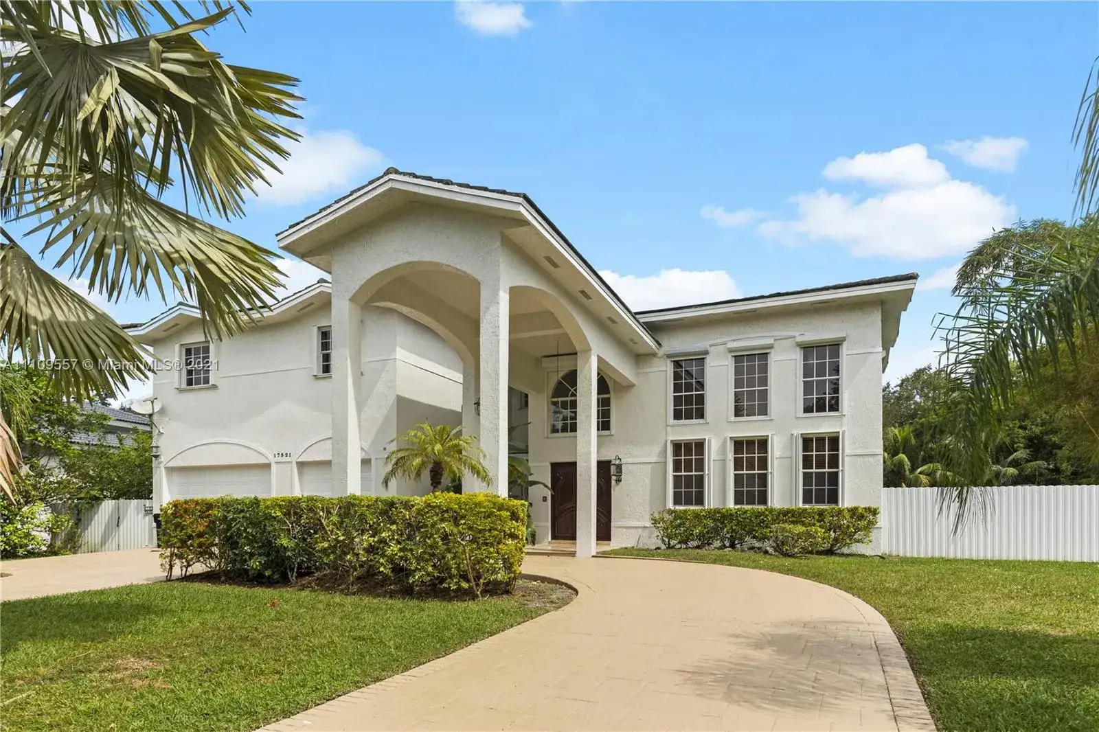 6 bedroom 4 bath Residential Lease for rent at 17521 SW 73rd Ct, Palmetto Bay FL 33157
