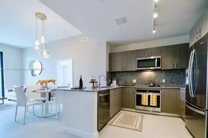 1 bedroom 1 bath Residential Lease for rent at 5350 NW 84th Ave # 1605, Doral FL 33166