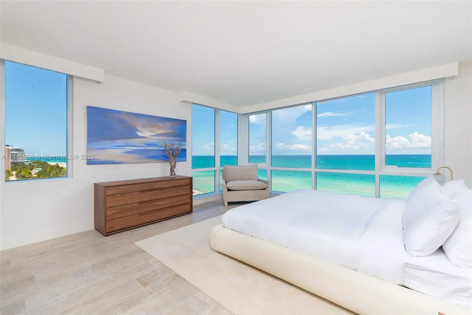 3 bedroom 3 bath Residential Lease for rent at 102 24th St # 1019, Miami Beach FL 33139