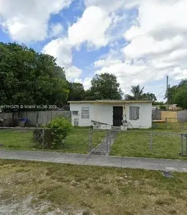 2 bedroom 1 bath Residential for sale at 16000 NW 20th Ave, Miami Gardens FL 33054
