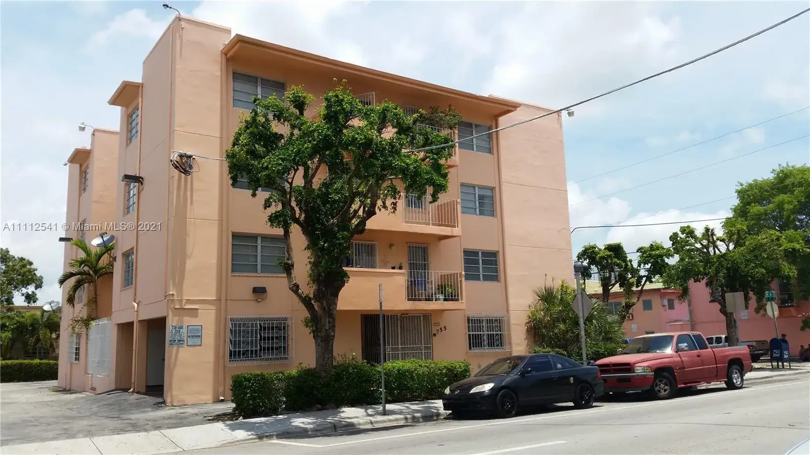 2 bedroom 1 bath Residential Lease for rent at 755 SW 6th St # 5, Miami FL 33130