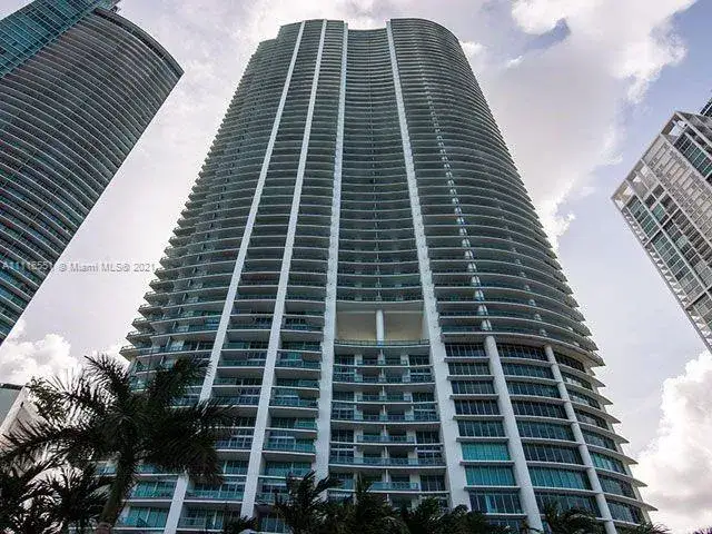 1 bedroom 2 bath Residential for sale at 900 Biscayne Blvd # 4904, Miami FL 33132